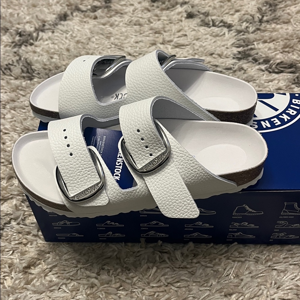 Birkenstock arizona big buckle sandal. Size 37. White. Silver. New in box.